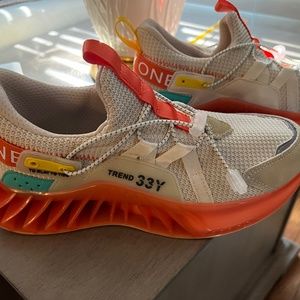 New Women's Sneakers Size 9